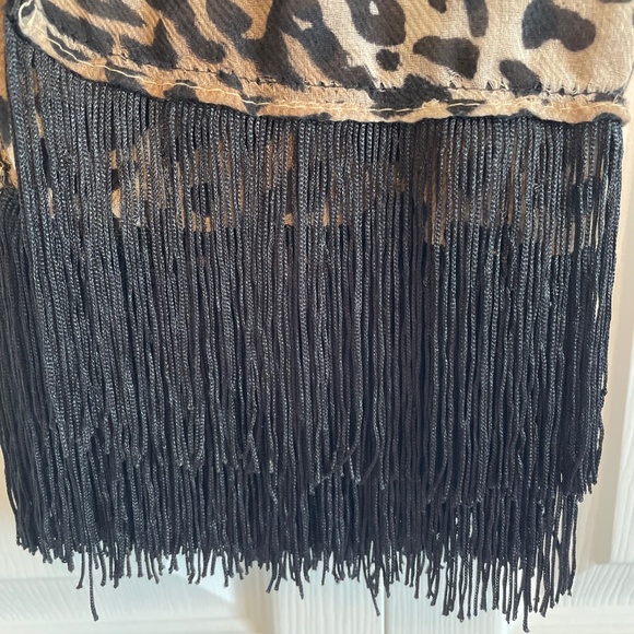 NWT Leopard Animal Print shawl Scarf sarong with Black Fringe Tassels - Picture 3 of 4